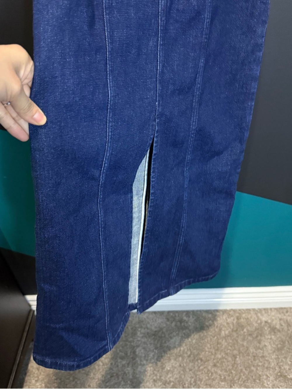 Abercrombie & Fitch Sleeveless Denim Midi Dress in Light DarBlue with Front Slit - Picture 6 of 13